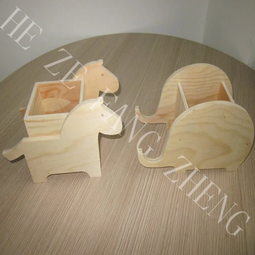 Wooden Animal Pen Holder